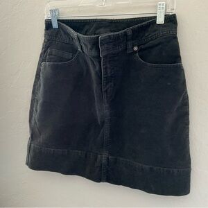 Patagonia corduroy skirt grey/black size 2